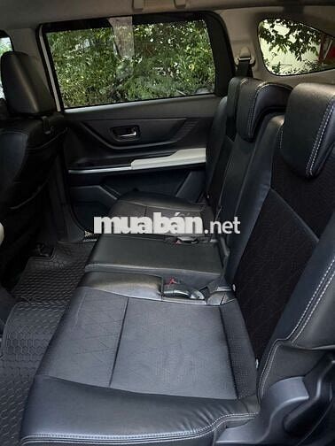 Toyota Veloz Cross 1980 - 80000 km