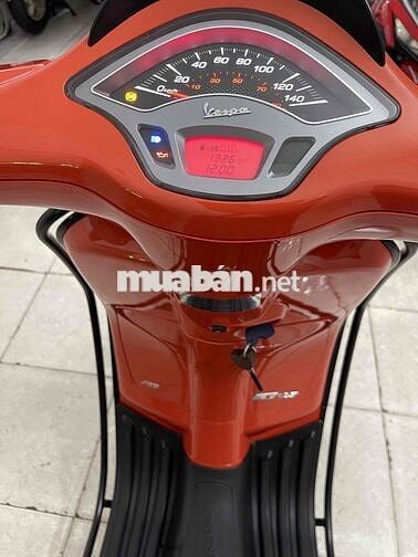Vespa sprint 125s