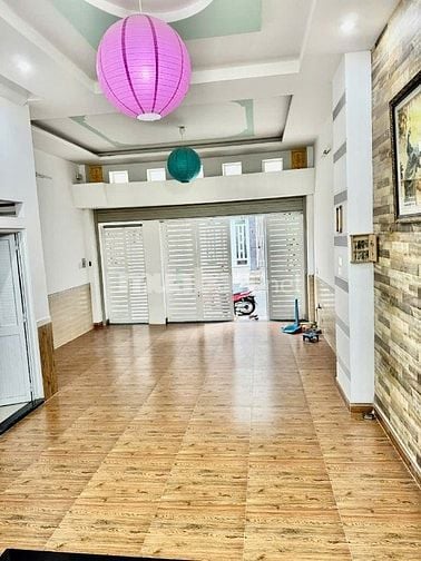 Nhà Nguyên Căn 3 Lầu, 4PN, 5WC Khu Dân Cư Hoàng Quốc Việt Quận 7