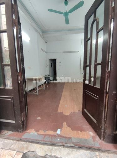 Mặt bằng kinh doanh 22m2 chỉ 4tr tại Phạm Tuấn Tài - Cầu Giấy