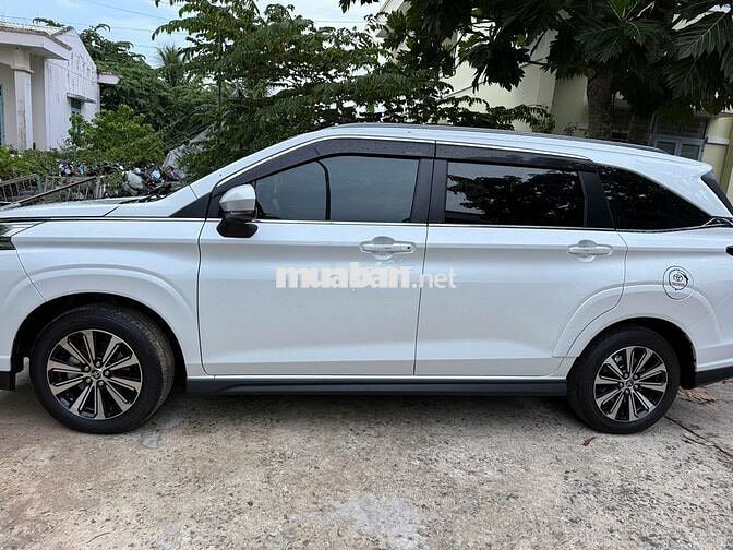 Toyota Veloz Cross 1980 - 80000 km
