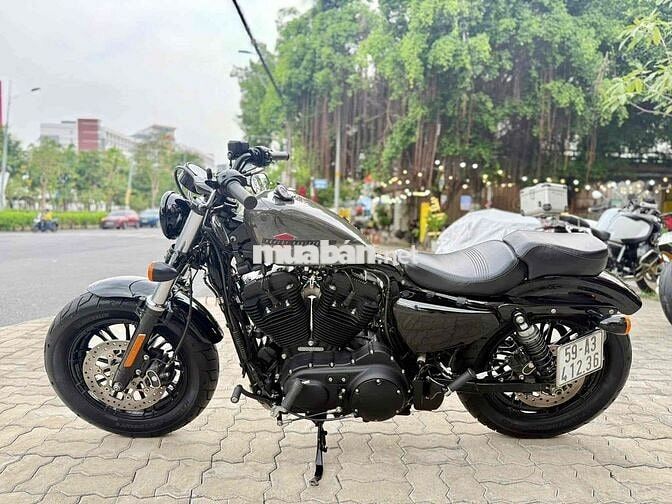 HARLEY DAVIDSON 48