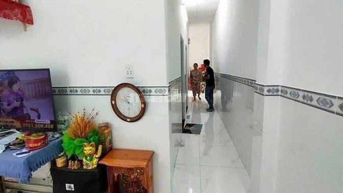 Chú Ba Đỏ cần bán gấp căn nhà tại Bình Chánh- TP Hồ Chí Minh cho chủ m
