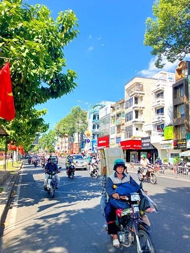 🌷 🌷 🌷 BÁN NHÀ MẶT TIỀN : 197 ĐƯỜNG 3/2 - P. 11 - Q. 10 - TPHCM