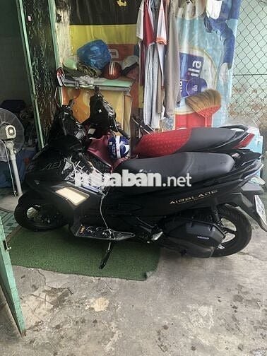 Mua xe mới bán lại xe cũ Novou 4 đang đi tốt