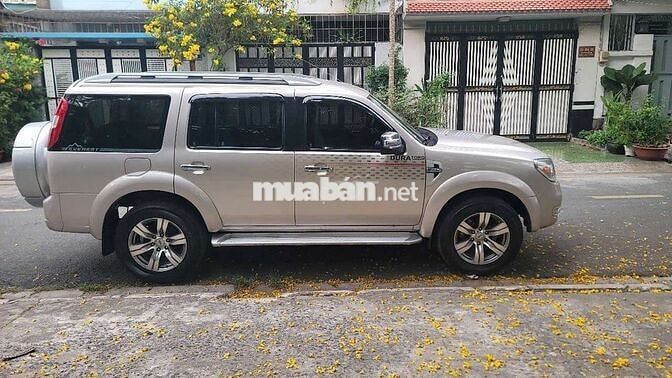 Ford Everest 2010 2.5L 4x2 AT - 110000 km