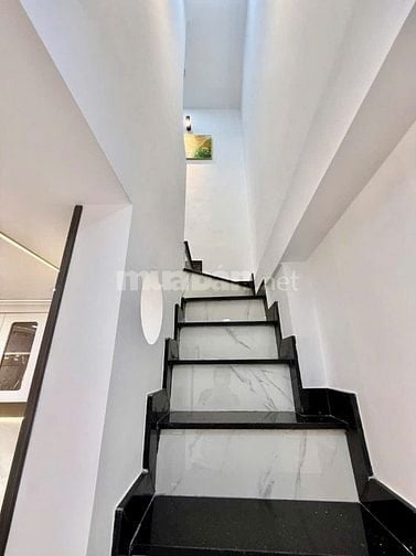 Bán nhà mới sổ hồng riêng Nguyễn Thượng Hiền P5 Bình Thạnh