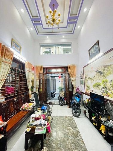 Kẹt tiền bán gấp nhà Man Thiện. Hiệp Phú. Quận 9. Giá 2 tỷ 690.