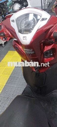 CẦN BÁN XE LEAD MÀU ĐỎ MỚI 95%