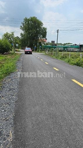 Bán gấp 1 mẫu ngay ngã tư Nhuận Đức, Củ Chi,