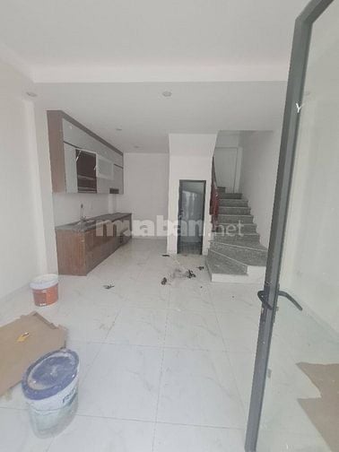 CHỦ ĐẦU TƯ MỞ BÁN – NHÀ LIỀN KỀ ĐẸP TẠI PHỤNG CHÂU – CHƯƠNG MỸ 