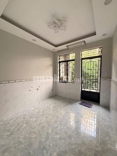 Bán nhà góc 2 MT, 218 Tôn Thất Hiệp, P.8, Q.11, vị trí Vip