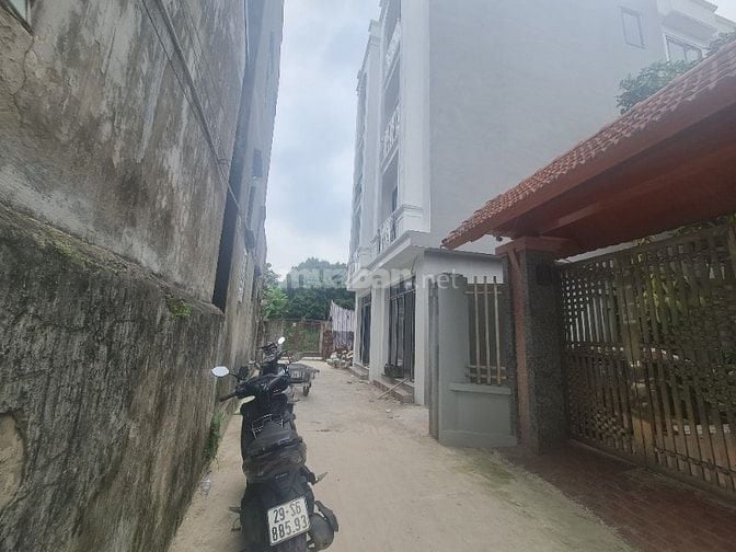 CHỦ ĐẦU TƯ MỞ BÁN – NHÀ LIỀN KỀ ĐẸP TẠI PHỤNG CHÂU – CHƯƠNG MỸ 