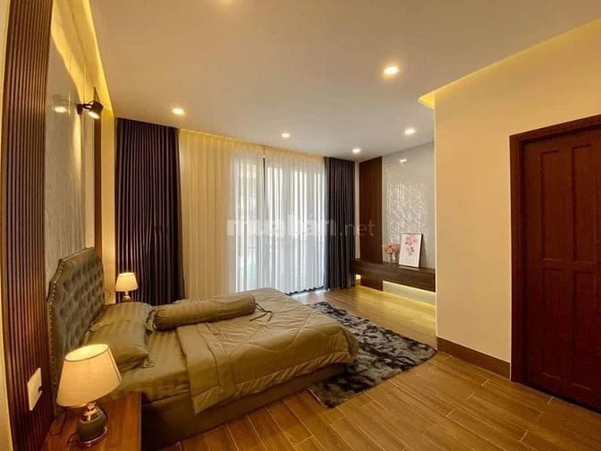 Đi nước ngoài định cư bán gấp nhà ở mặt tiền đường Nguyễn Bá Luật, phư