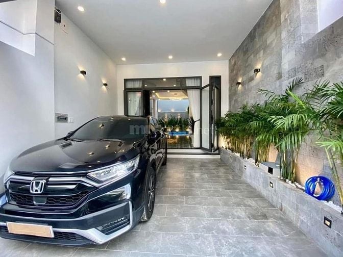 Đi nước ngoài định cư bán gấp nhà ở mặt tiền đường Nguyễn Bá Luật, phư
