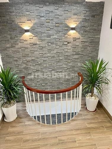 Đi nước ngoài định cư bán gấp nhà ở mặt tiền đường Nguyễn Bá Luật, phư