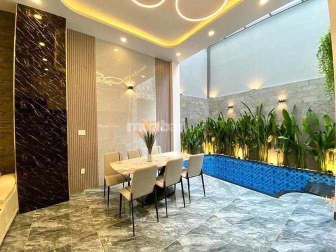 Đi nước ngoài định cư bán gấp nhà ở mặt tiền đường Nguyễn Bá Luật, phư