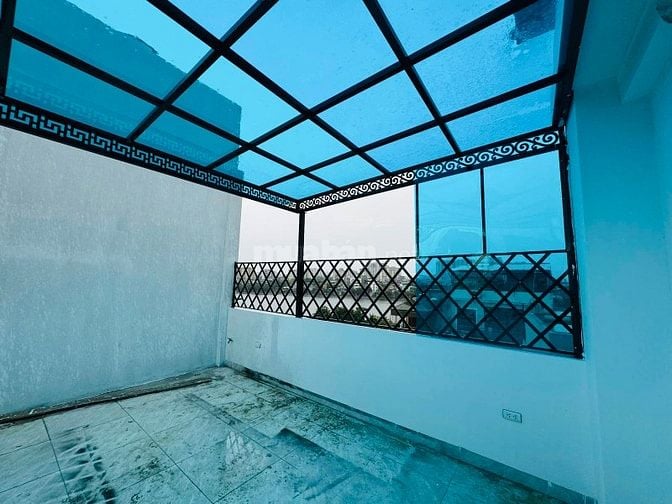 HÀNG HIẾM, NGÕ Ô TÔ, VIEW HỒ, THANG MÁY. ĐỊNH CÔNG, HẠ30M2,  6,95 TỶ.