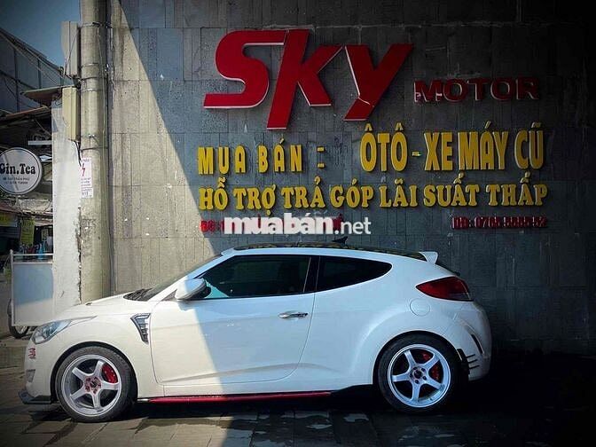 Hyundai Veloster 2011 1.6 GDI AT - 904000 km