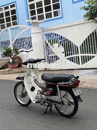 xe dream dai zan 2002 mái êm lên áo suppe mới 90 %