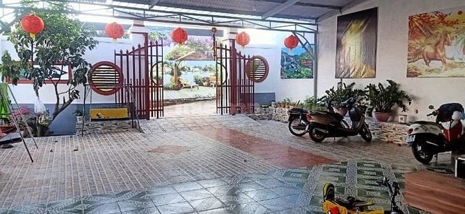 1076m2 căn nhà 2 mặt tiền đường Trần Nhật Duật, Tp Bảo Lộc giá chỉ 8ty