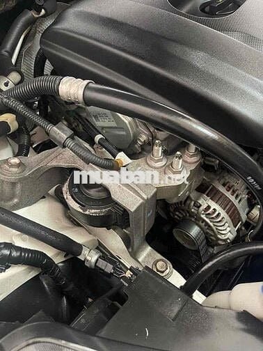 Mazda 2 2017  1.5 AT Sedan - 880000 km
