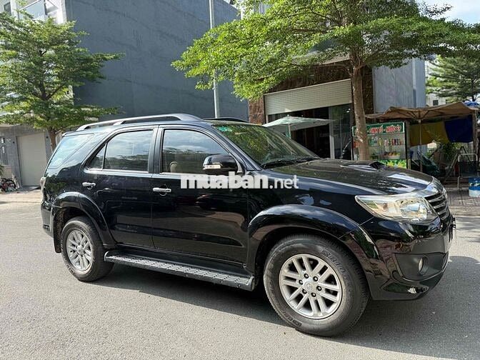 Toyota Fortuner 2013 Số sàn mẫu mới gd dùng rẻ