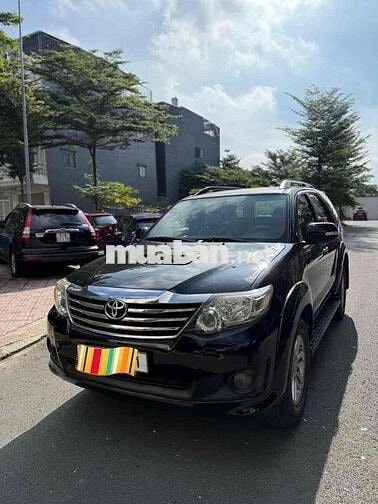 Toyota Fortuner 2013 Số sàn mẫu mới gd dùng rẻ