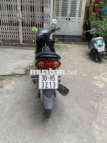 Xe Yamaha Taurus 110cc màu đen