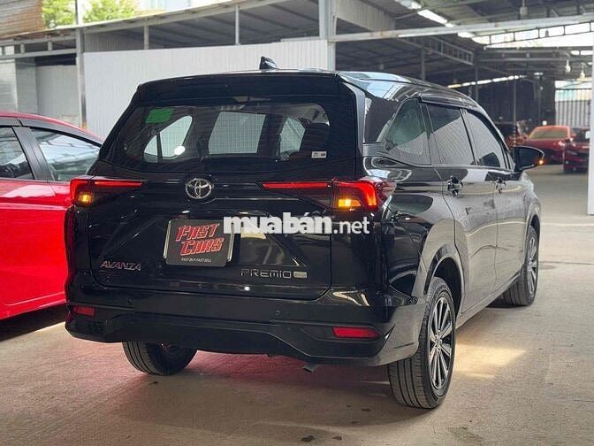 Toyota Avanza Premio 2023 CVT 12000 km không lỗi