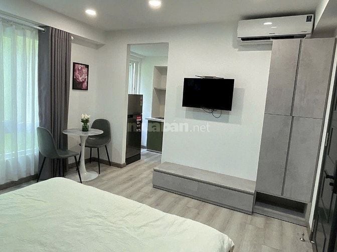 🚗quận 10 đường 12m (4x18) 7 lầu vị trị đẹp  