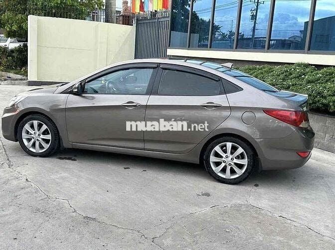 Hyundai Accent 2019 1.4 AT