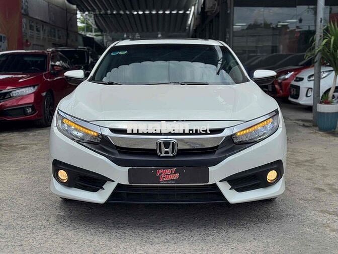 Honda Civic 2018 1.5 L đi 82000 km góp 60%