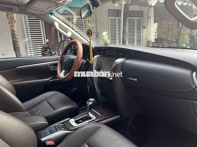 Toyota Fortuner dk 2019 2.4G 4x2 AT - 98000 km