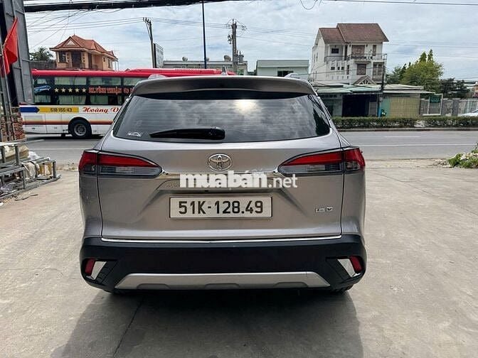 Corolla Cross bản V đăng ký t1/2022 odo mới 3v8