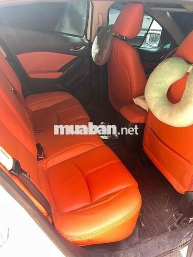 Mazda 3 2018 1.5 AT Sedan - 180000 km