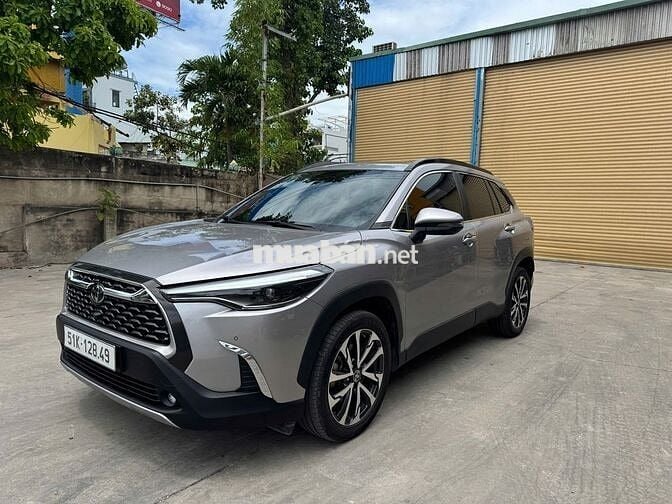 Corolla Cross bản V đăng ký t1/2022 odo mới 3v8
