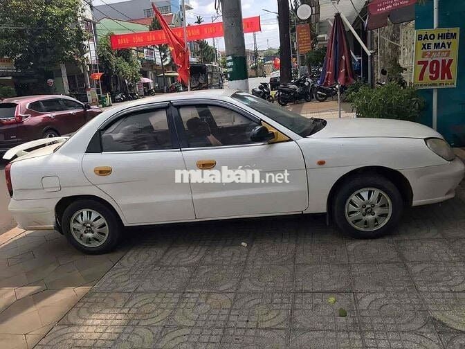 Daewoo Nubira 2002 1.6 MT