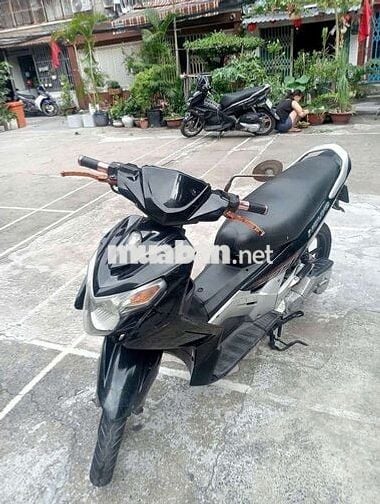 Nhà dư dùng bán bớt xe Nouvo 3 gtdd