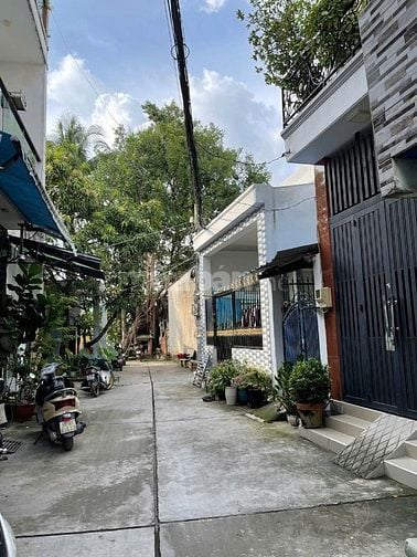 Nhà hẻm xe hơi, đường Kinh Dương Vương (Sinco), P.An Lạc, Q.Bình Tân 
