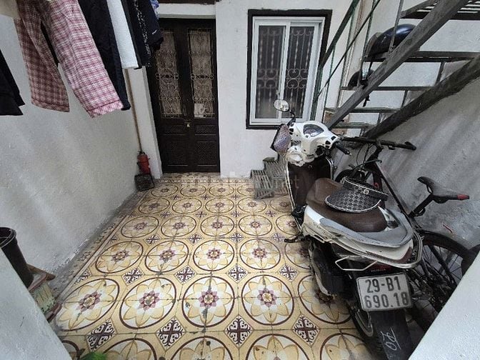Cho thuê tầng 1 riêng biệt, nhà số 27 Ngõ 93 Phố Nghĩa Dũng, Q.Ba Đình