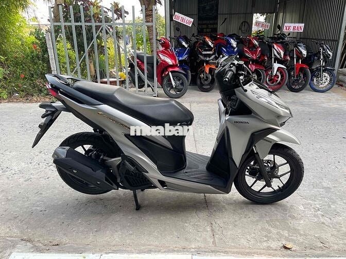 Cần bán vario zin đẹp keng bao rút hồ sơ