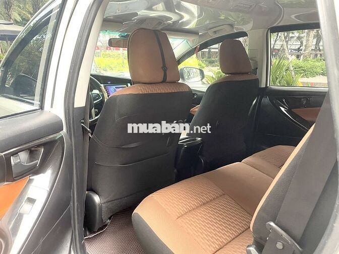 Toyota INNOVA 2018 E xe nhà ít xài còn Zin: 397tr