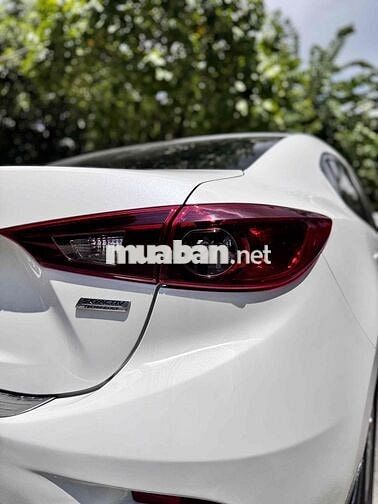 Mazda 3 2016 1.5 AT Sedan xe gia đình rất mới!