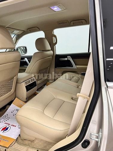 Toyota Land Cruser VX 4.6V8 Model 2016 