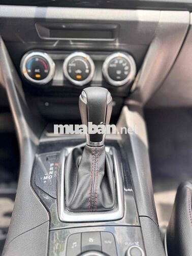 Mazda 3 2016 1.5 AT Sedan xe gia đình rất mới!