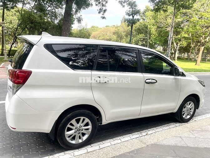 Toyota INNOVA 2018 E xe nhà ít xài còn Zin: 397tr