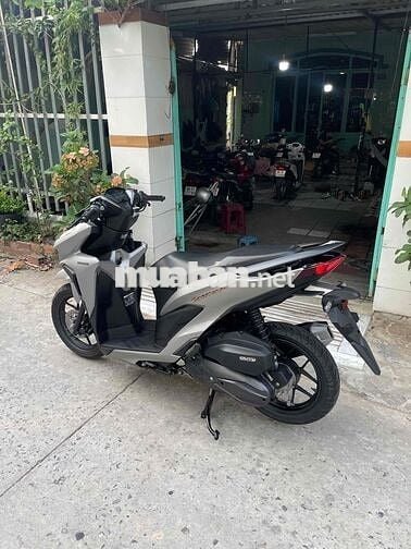 Cần bán vario zin đẹp keng bao rút hồ sơ