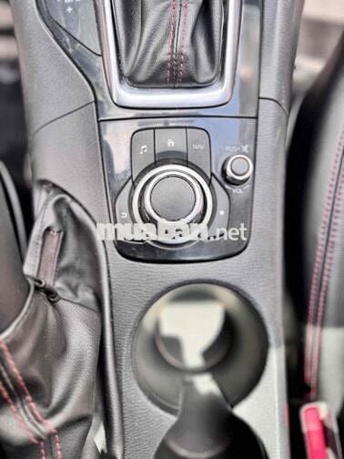 Mazda 3 2016 1.5 AT Sedan xe gia đình rất mới!