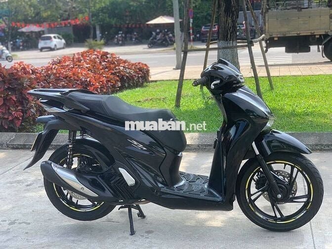 Honda sh 2023 mới cứng có trả góp trao đổi